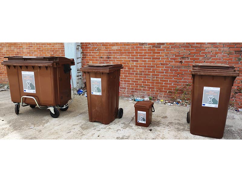 Ειδικούς κάδους συλλογής βιοαποβλήτων και οικιακούς κάδους κομποστοποίησης προμηθεύτηκε ο Δήμος Εορδαίας.