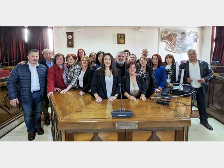 Ορκωμοσία 15 μονίμων υπαλλήλων στον Δήμο Εορδαίας.