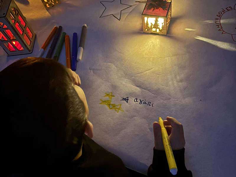 Χάρισε ένα βιβλίο – Δυνάμωσε το φως: μια νύχτα προσφοράς στη Δημοτική Βιβλιοθήκη Πτολεμαΐδας