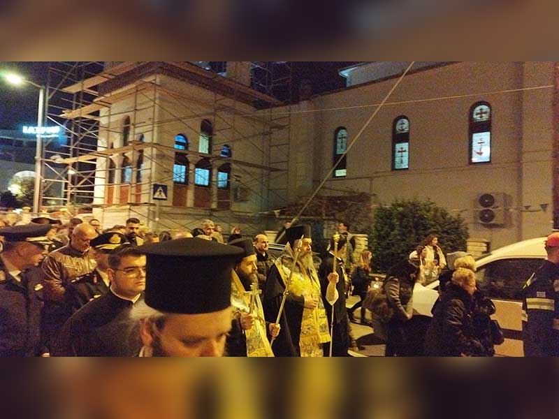 Φωτογραφίες από Αρχιερατικό Εσπερινό και Λιτανεία Εικόνας την Τρίτη και Επιμνημόσυνη Δέηση κατάθεση στεφάνων και παρέλαση