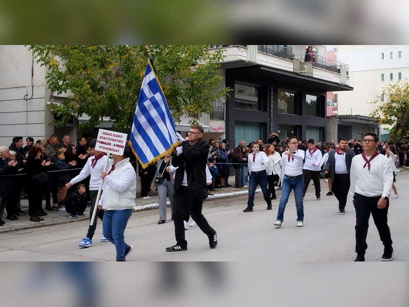 Φωτογραφίες από Αρχιερατικό Εσπερινό και Λιτανεία Εικόνας την Τρίτη και Επιμνημόσυνη Δέηση κατάθεση στεφάνων και παρέλαση