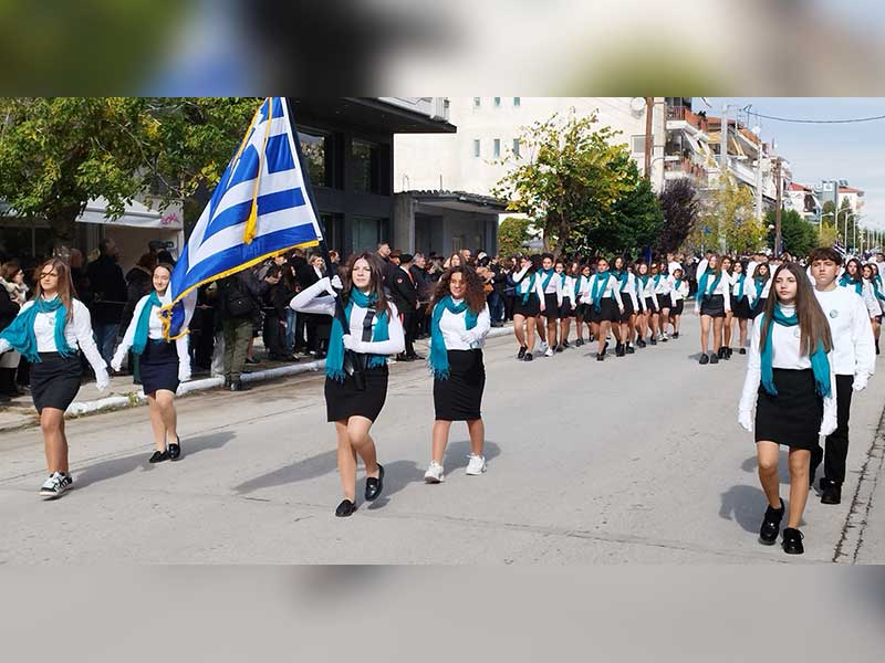 Φωτογραφίες από Αρχιερατικό Εσπερινό και Λιτανεία Εικόνας την Τρίτη και Επιμνημόσυνη Δέηση κατάθεση στεφάνων και παρέλαση