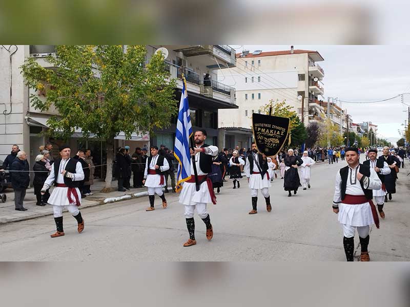 Φωτογραφίες από Αρχιερατικό Εσπερινό και Λιτανεία Εικόνας την Τρίτη και Επιμνημόσυνη Δέηση κατάθεση στεφάνων και παρέλαση