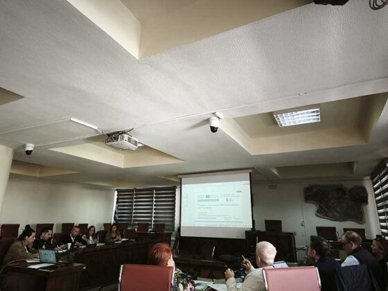 Η πρόσβαση των μικρομεσαίων επιχειρήσεων στην πληροφόρηση και τη συμβουλευτική υποστήριξη στο επίκεντρο της 5ης συνάντησης ενδιαφερόμενων φορέων του έργου COMMIT